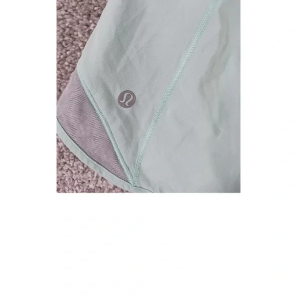 Lululemon Women's Activewear Hotty Hot Shorts Size 8 tall mint teal - Picture 2 of 6